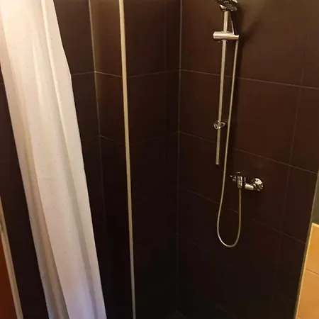 U Dionyza Feriehus Rejdová