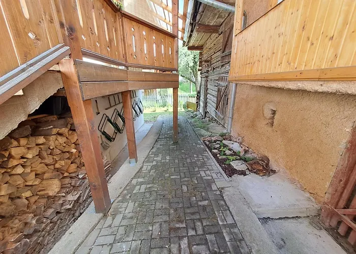 Ferienhaus U Dionyza